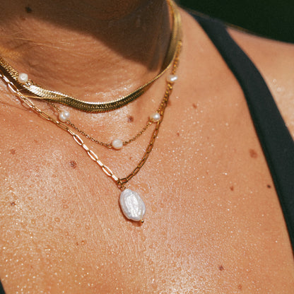 Hanalei Pearl Coin Paperclip Necklace