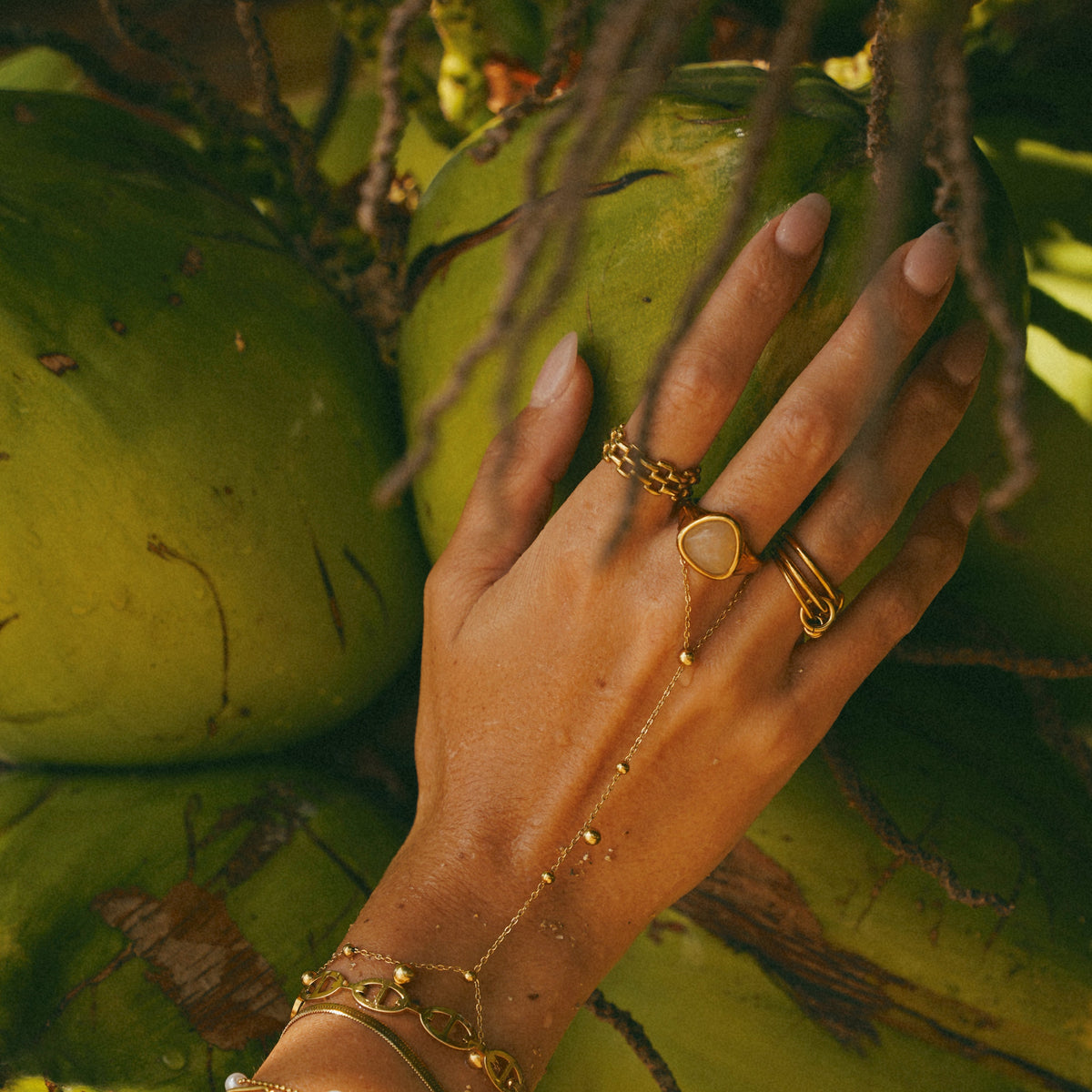 Alaula Gemstone Bold Ring
