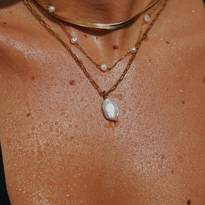 Hanalei Pearl Coin Paperclip Necklace